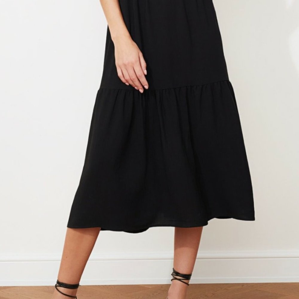 Organic Cotton Black Wide Cut Maxi Dress - Picture 3 of 9